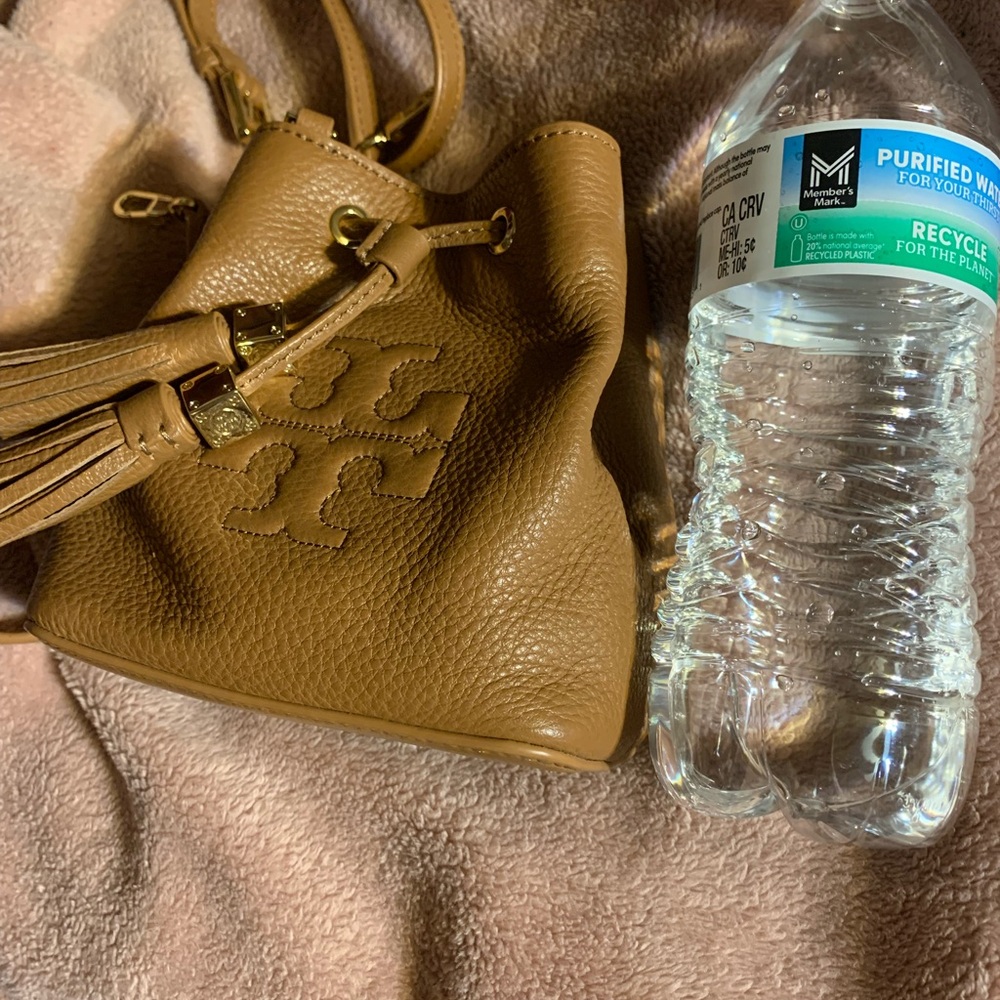 Tory Burch Bucket Bag - Picture 7 of 8